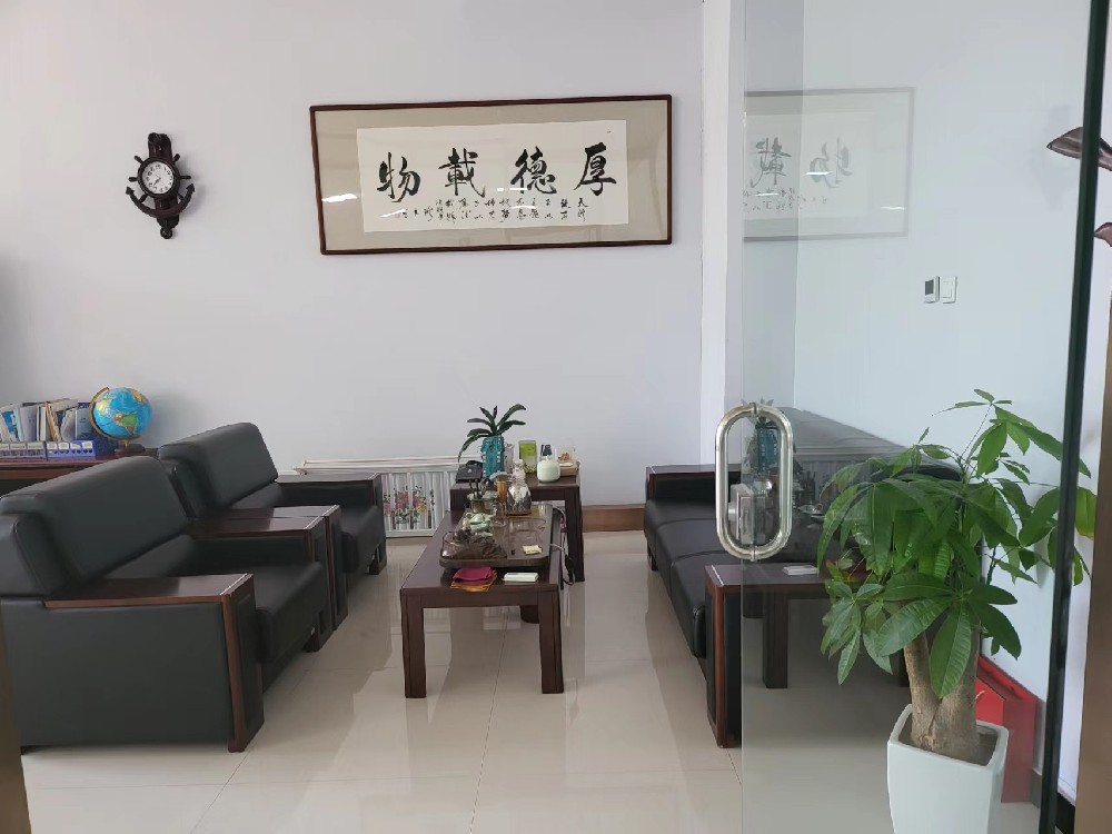 辦公環(huán)境?會(huì)客區(qū)